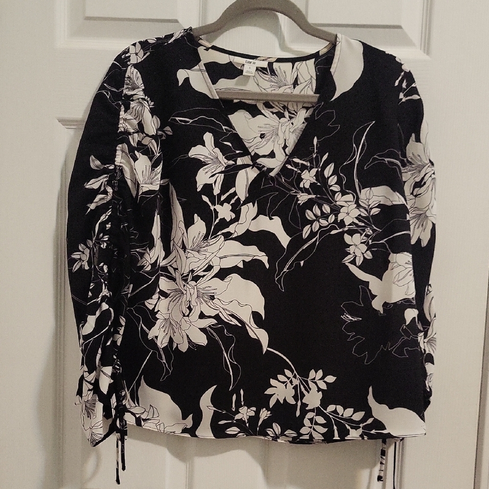 Bar III Graphic Black and White Long Sleeve Blouse